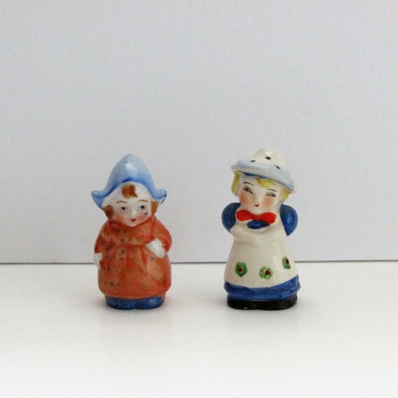 2 Vintage Salt & Pepper Shakers Colourful Mismatched Set Hand Painted Singles - Picture 8 of 9